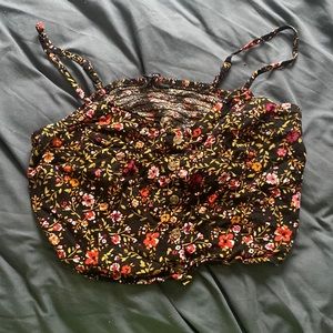 Flowered Button up crop top, S: M